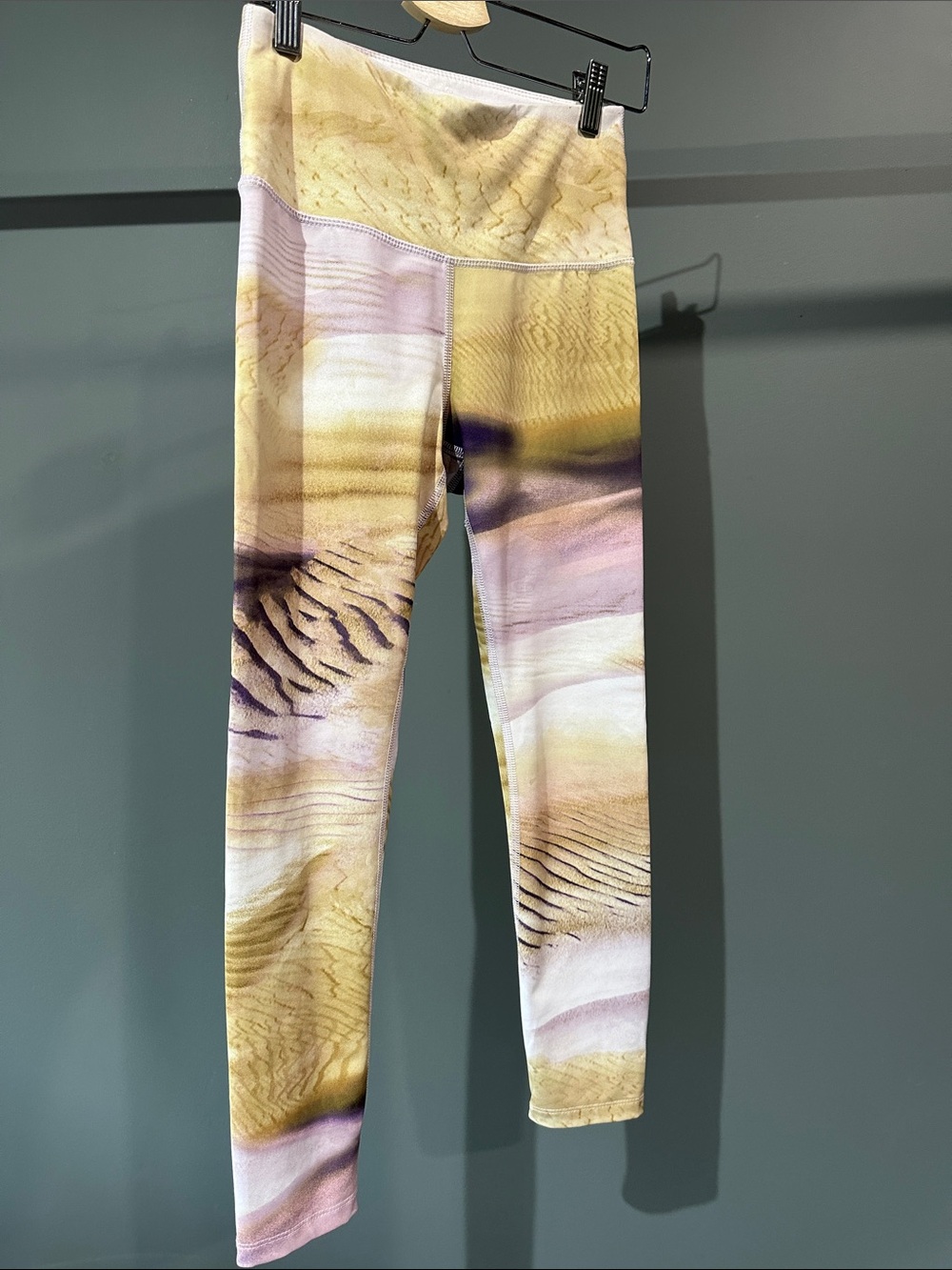 Apana Girls' Yellow and Pink Watercolor Leggings